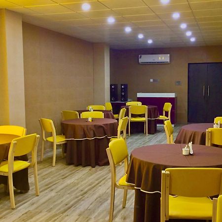 Ace Prime Hotel Greater Noida Exteriör bild