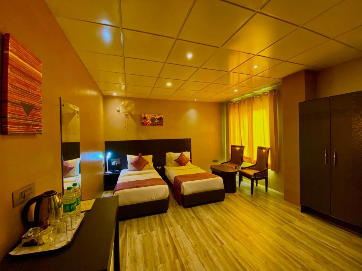 Ace Prime Hotel Greater Noida Exteriör bild