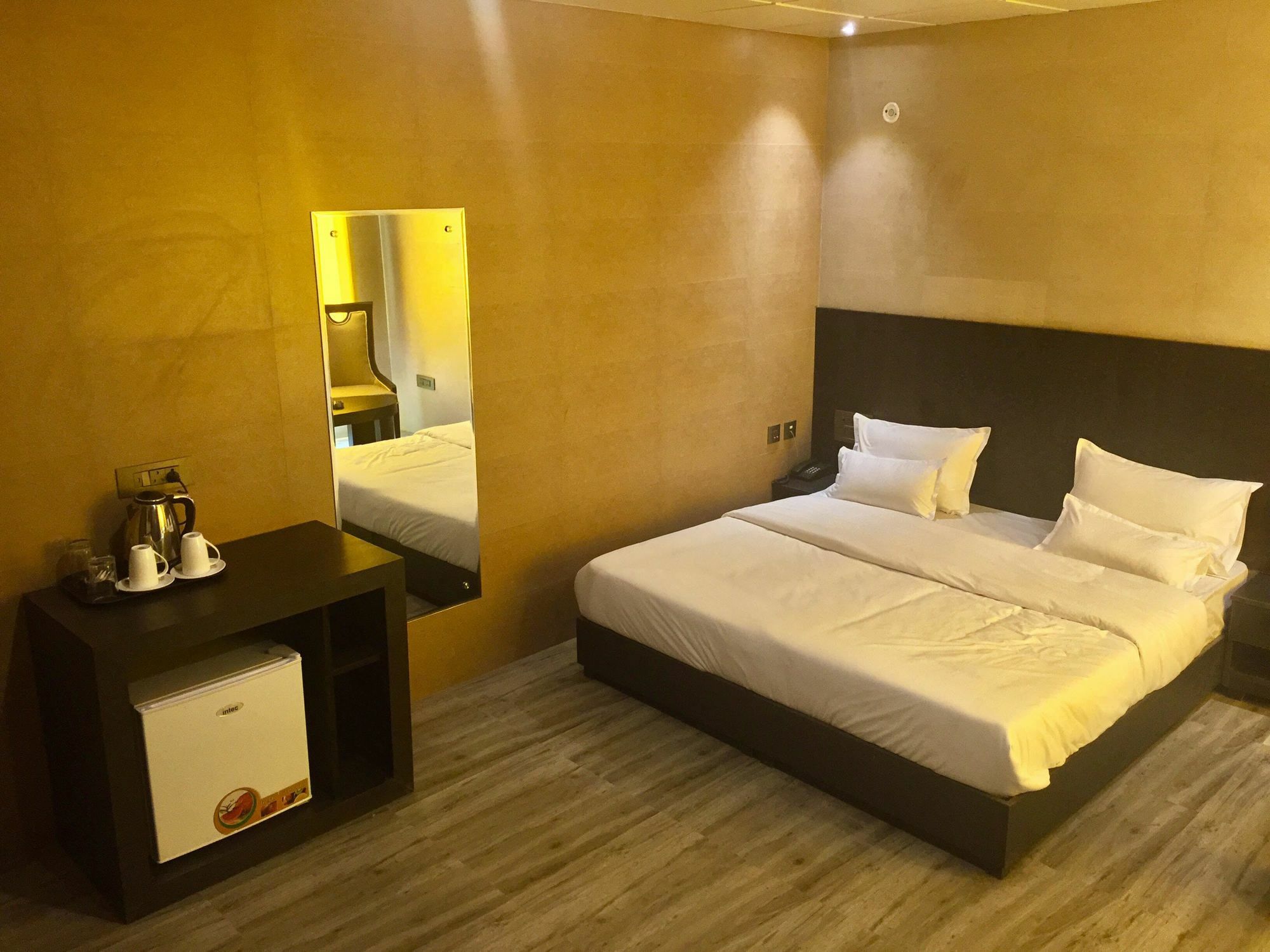 Ace Prime Hotel Greater Noida Exteriör bild